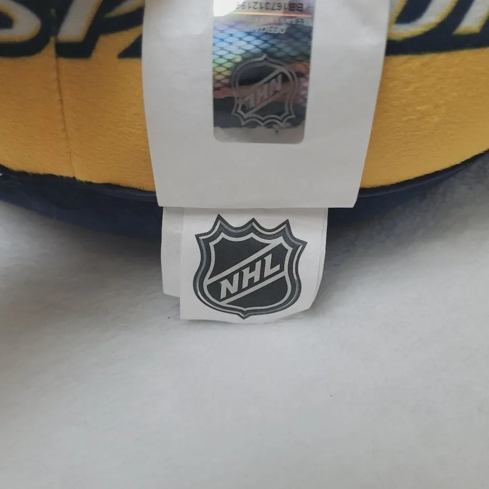 Pegasus Sports NHL Nashville Predators Round Plush Polyfill Squish Pillow New